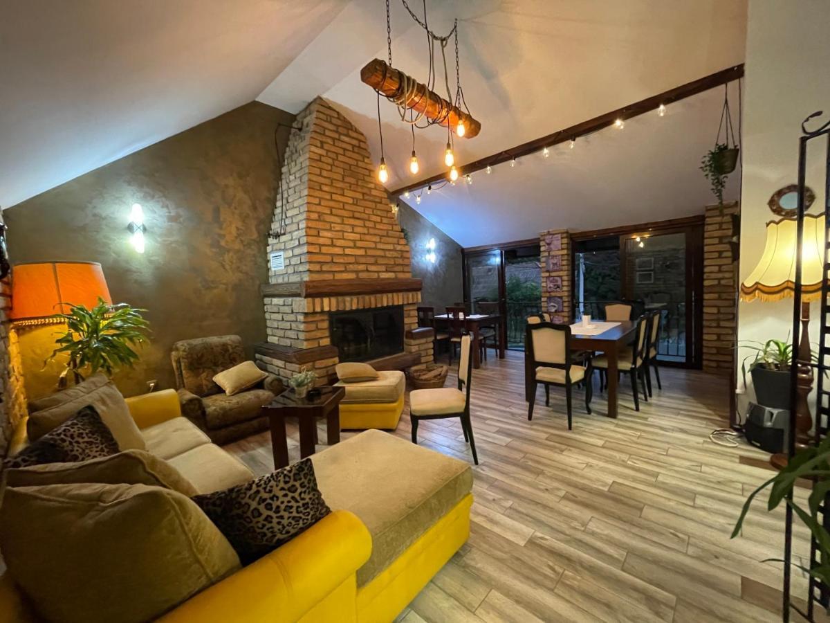 Tepic Garni Hotel Temerin Εξωτερικό φωτογραφία