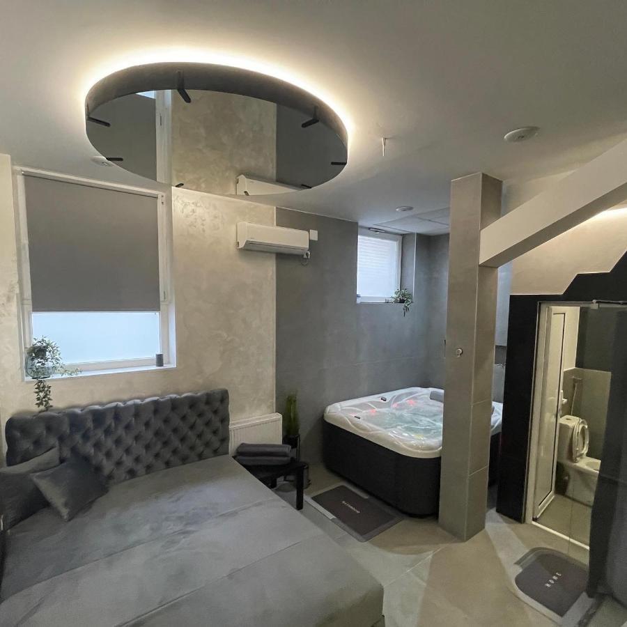 Tepic Garni Hotel Temerin Εξωτερικό φωτογραφία